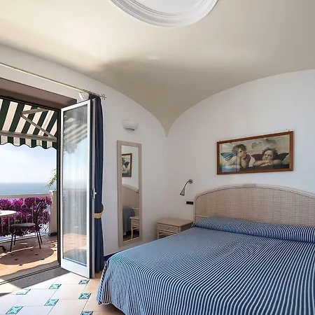 Hotel Bellevue 3*
