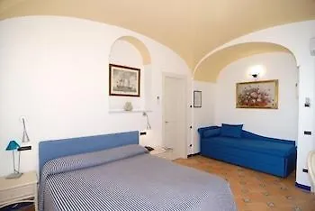 Hotel Bellevue 3*