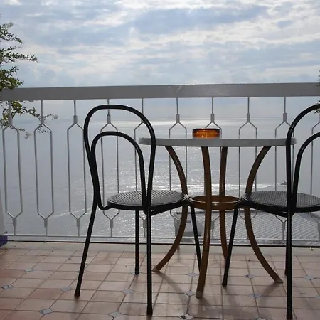 Hotel Bellevue 3*