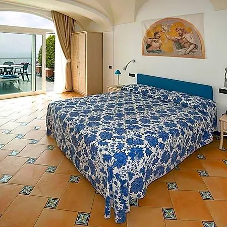 Bellevue 3* אמאלפי